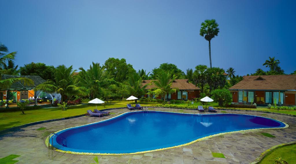 Poovar Island Resort Екстериор снимка