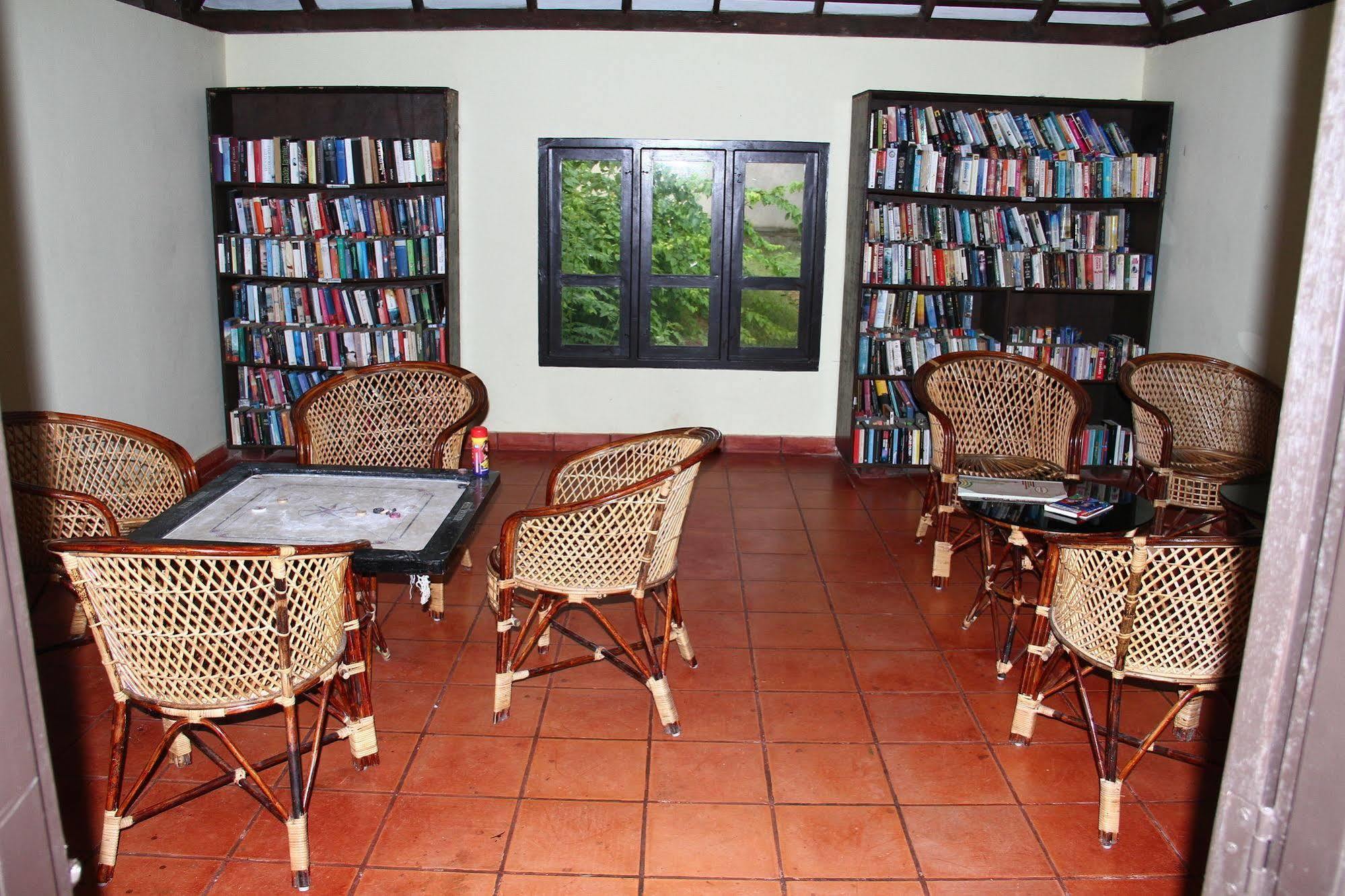 Poovar Island Resort Екстериор снимка