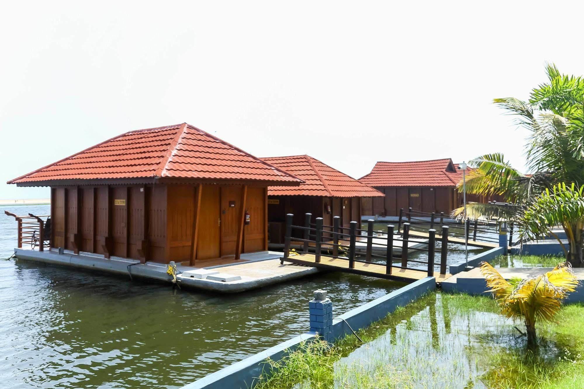Poovar Island Resort Екстериор снимка