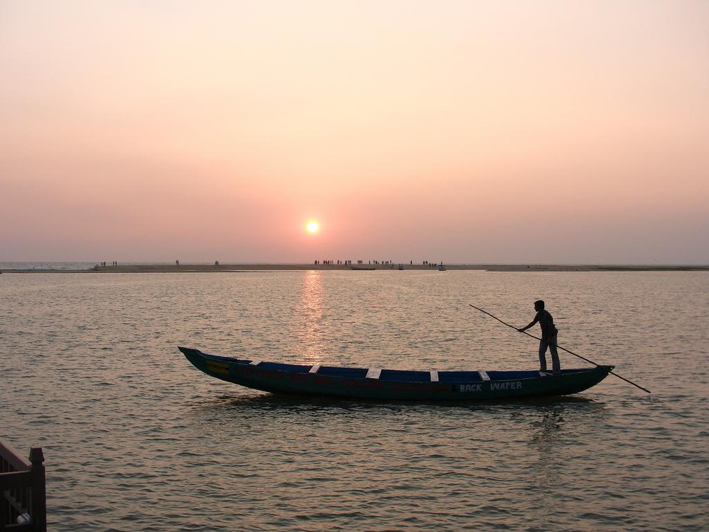 Poovar Island Resort Екстериор снимка
